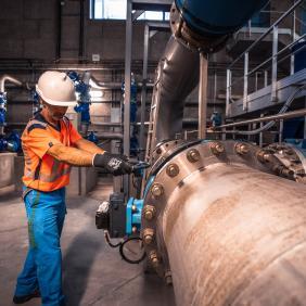 Enlarge the image link