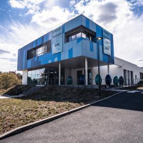 Enlarge the image link