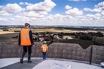 Enlarge the image link