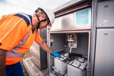 Enlarge the image link