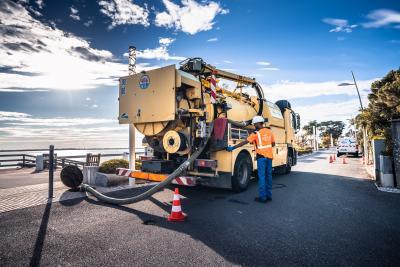 Enlarge the image link