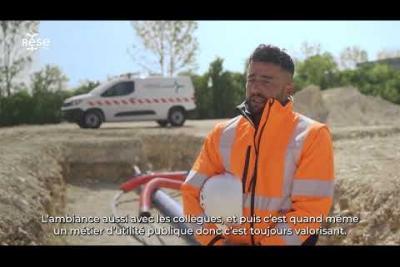 Enlarge the image link