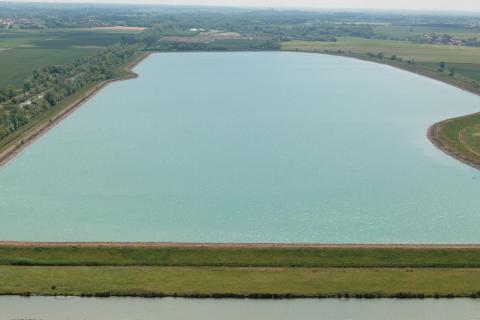 Photo de la réserve d'eau de l'usine Lucien Grand à Saint-Hippolyte